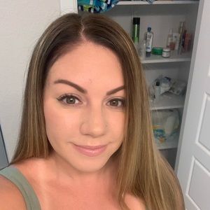 Meet your Posher, Cherlynn